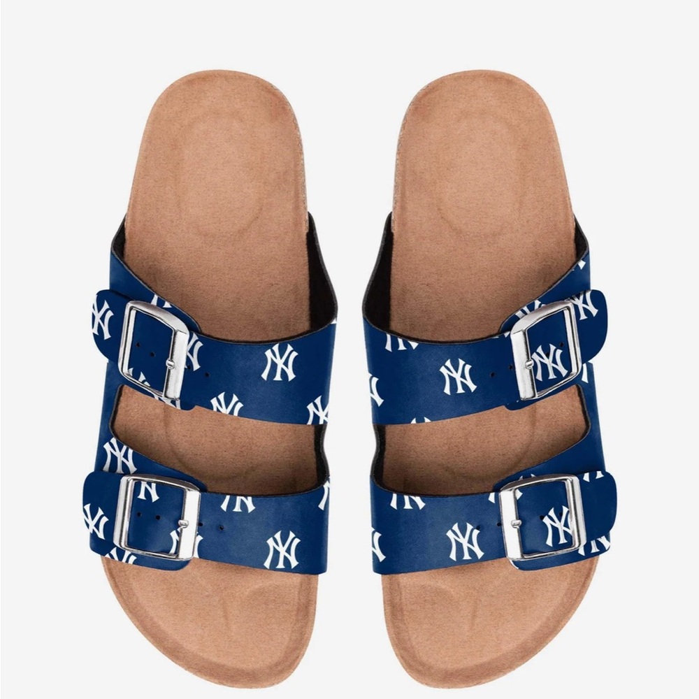 NWT Yankees slides